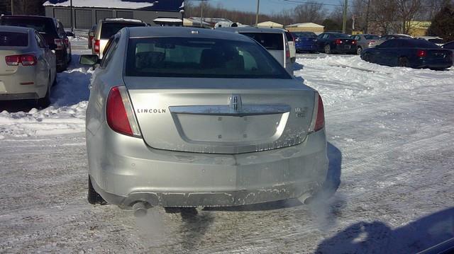 Lincoln MKS AWD 2009