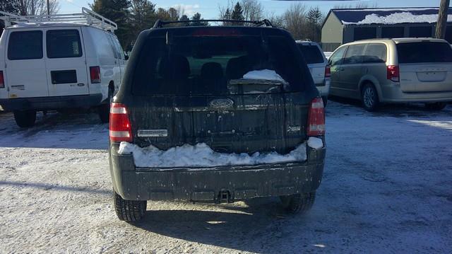 Ford Escape XLT 4WD 2011