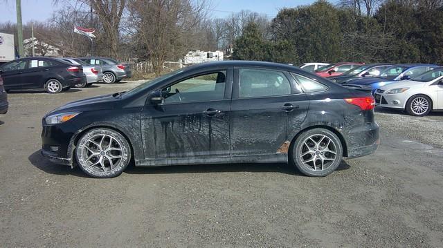 Ford Focus SE Sedan 2016