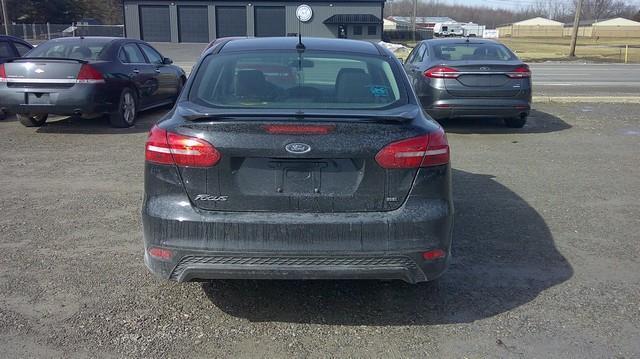 Ford Focus SE Sedan 2016
