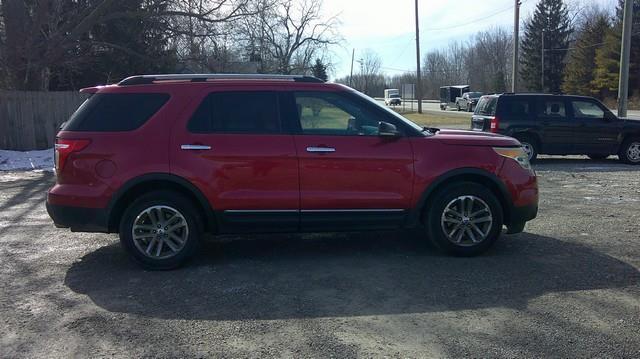 Ford Explorer XLT 4WD 2011