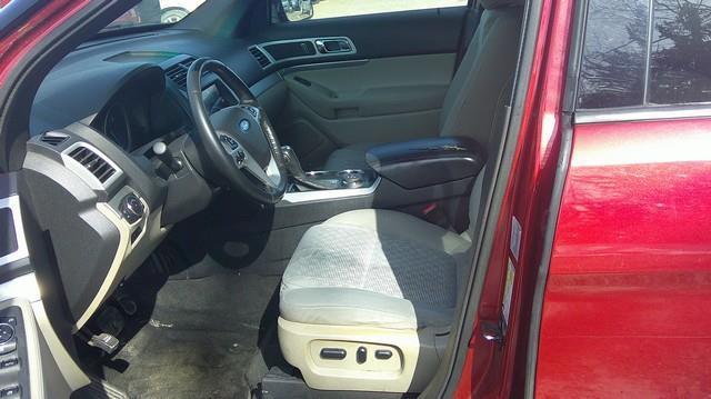 Ford Explorer XLT 4WD 2011