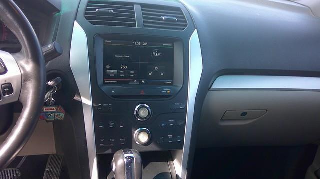 Ford Explorer XLT 4WD 2011