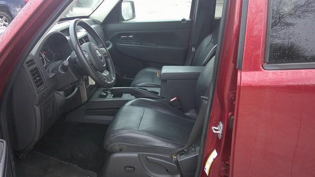 Jeep Liberty Sport 4WD 2012