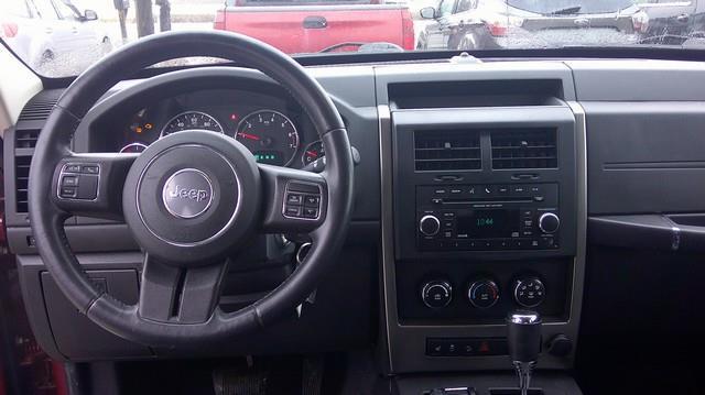 Jeep Liberty Sport 4WD 2012