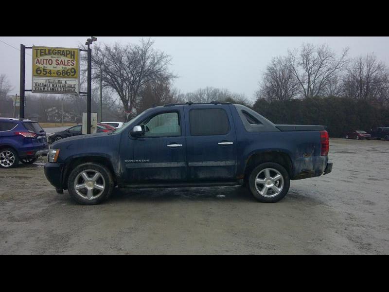 Chevrolet Avalanche LS 4WD 2012