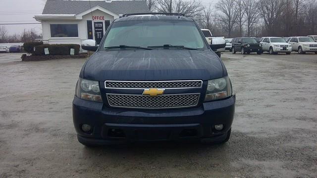 Chevrolet Avalanche LS 4WD 2012