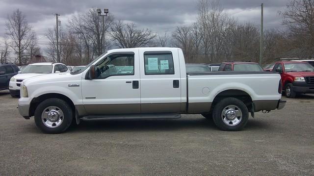 Ford F-250 SD XLT Crew Cab Long Bed 2WD 2005