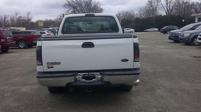 Ford F-250 SD XLT Crew Cab Long Bed 2WD 2005