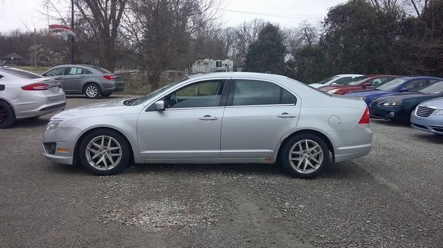 Ford Fusion SE 2010