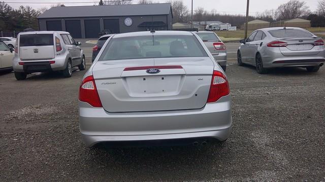 Ford Fusion SE 2010