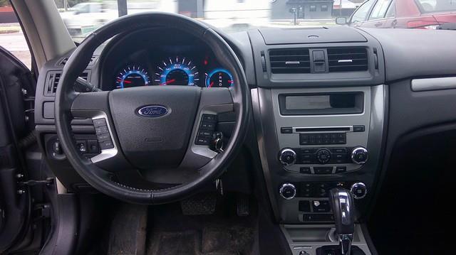 Ford Fusion SEL 2010