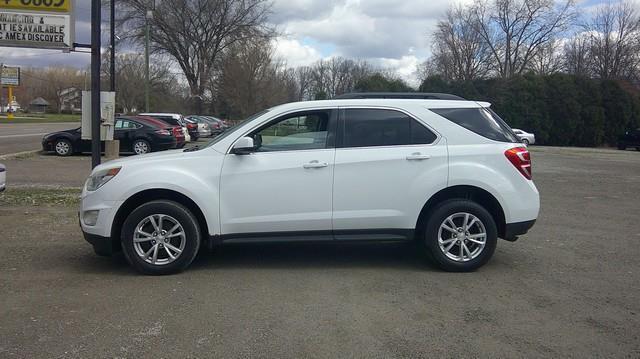 2017 Chevrolet Equinox LT 2WD
