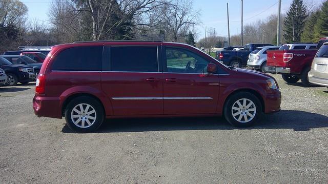 Chrysler Town & Country Touring 2016