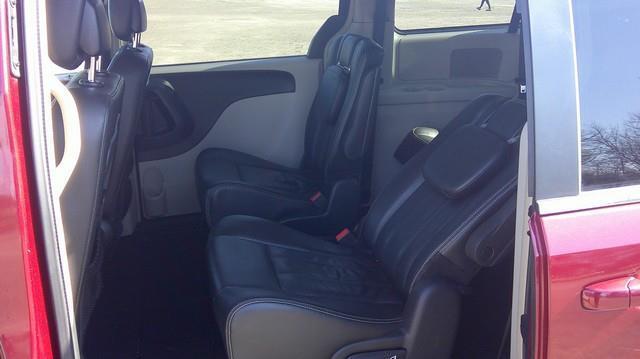 Chrysler Town & Country Touring 2016