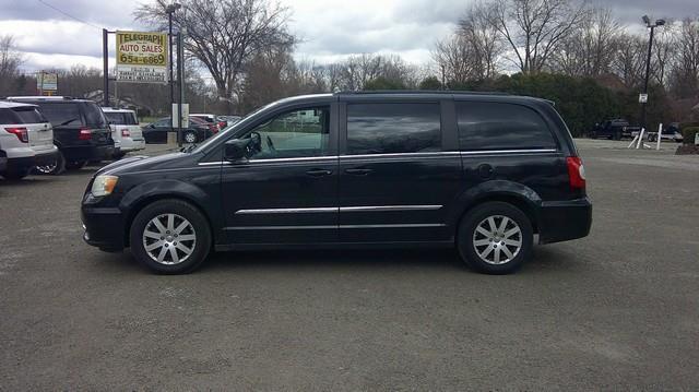 Chrysler Town & Country Touring 2013