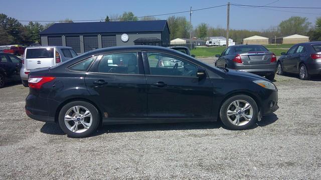 Ford Focus SE Sedan 2013