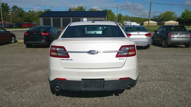 Ford Taurus SEL FWD 2014
