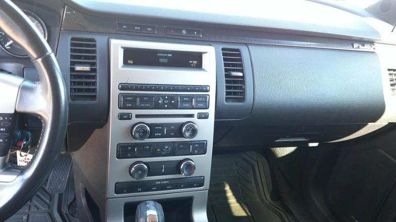 Ford Flex SE FWD 2010