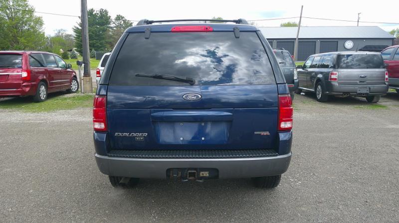 Ford Explorer XLT 4.0L 4WD 2005