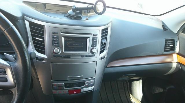 Subaru Outback 2.5i Limited 2014