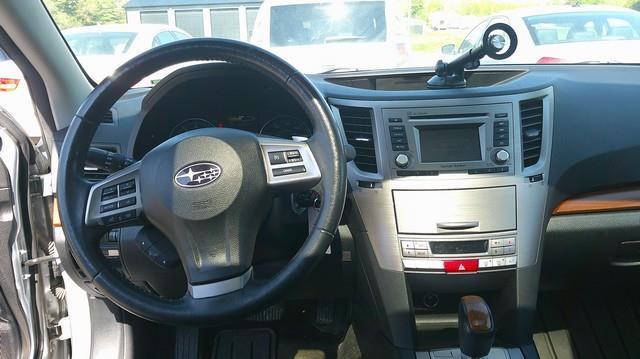 Subaru Outback 2.5i Limited 2014