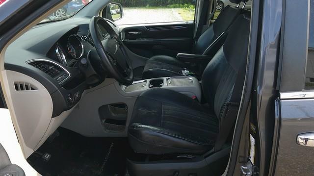 Chrysler Town & Country Limited 2016