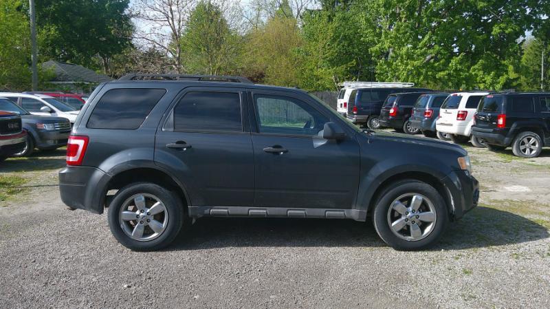 Ford Escape XLT 4WD V6 2009