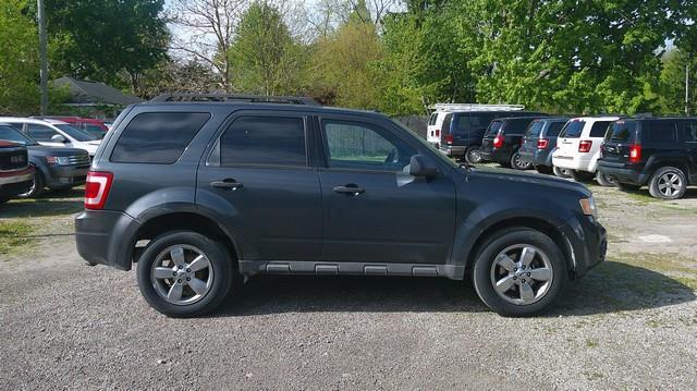 Ford Escape XLT 4WD V6 2009