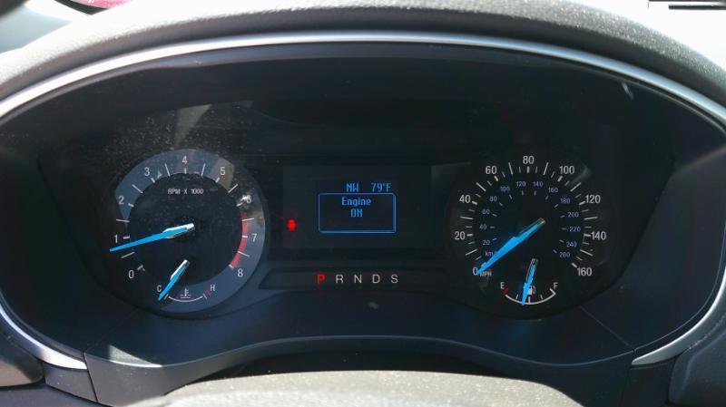 Ford Fusion S 2015