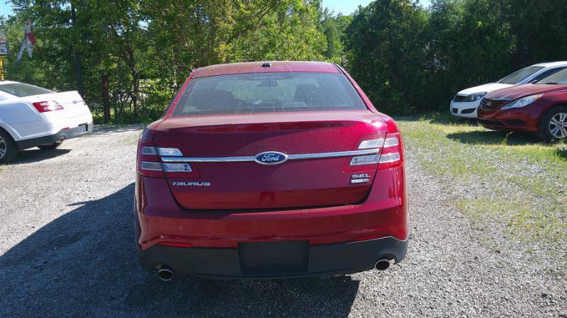 Ford Taurus SEL AWD 2013