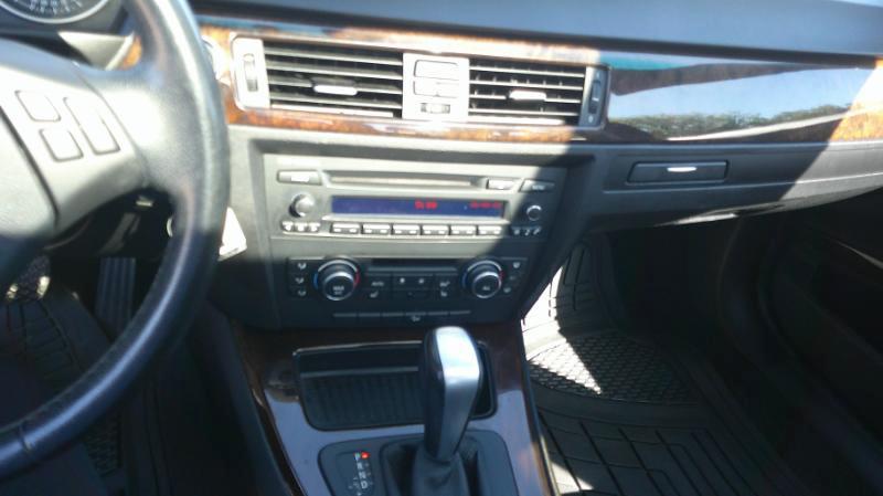BMW 3-Series 328i xDrive 2011