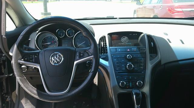 Buick Verano Convenience 2012