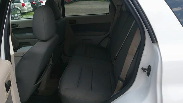 Ford Escape XLT FWD 2010
