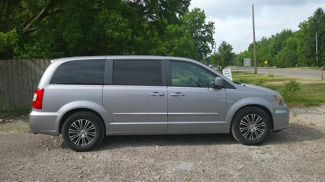 Chrysler Town & Country S 2014