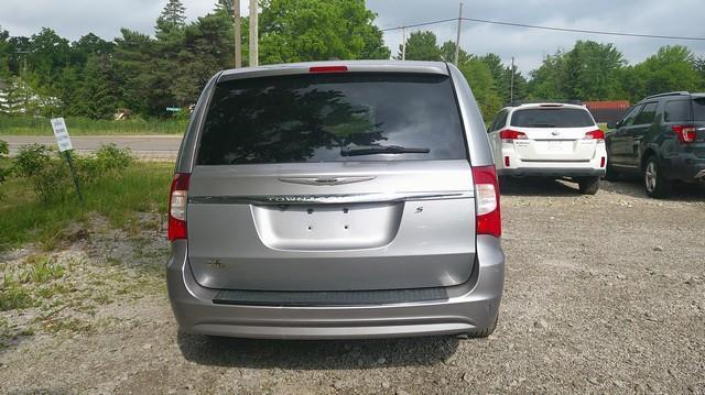 Chrysler Town & Country S 2014