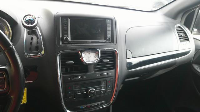 Chrysler Town & Country S 2014