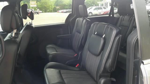 Chrysler Town & Country S 2014
