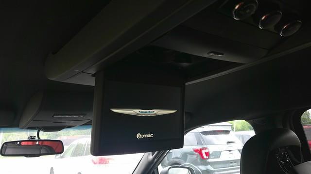 Chrysler Town & Country S 2014