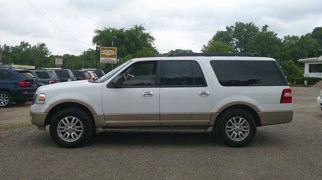 Ford Expedition EL King Ranch 4WD 2011