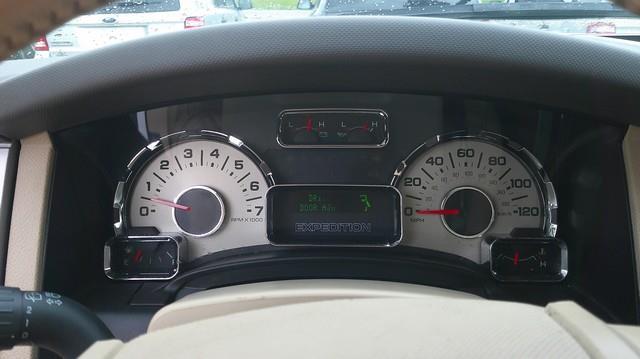 Ford Expedition EL King Ranch 4WD 2011