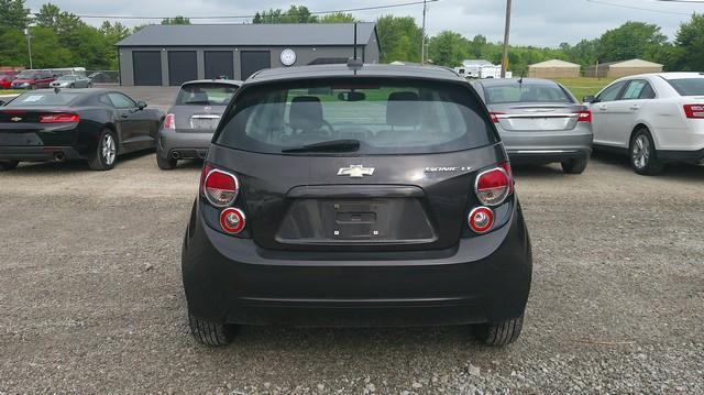 Chevrolet Sonic LT Auto 5-Door 2015