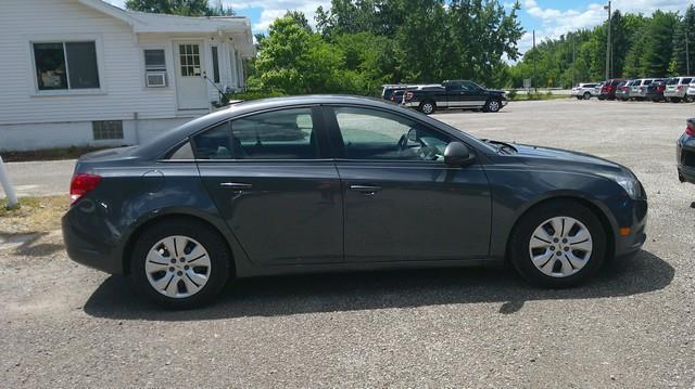 Chevrolet Cruze LS Auto 2013