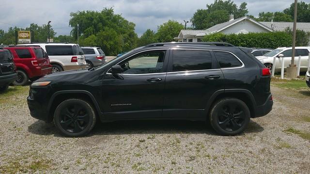 Jeep Cherokee Latitude 4WD 2015