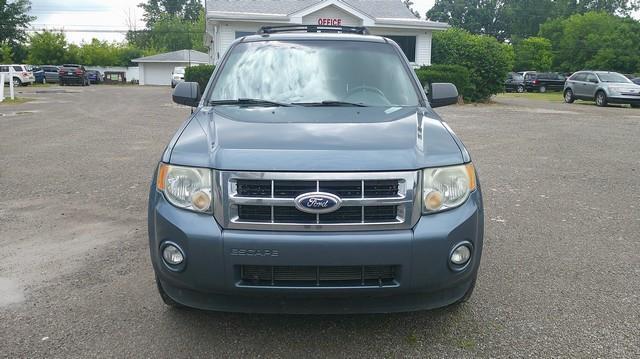 Ford Escape XLT FWD 2011