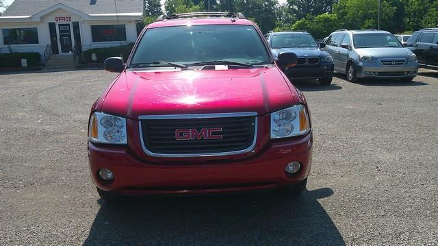 GMC Envoy XL SLE 4WD 2004