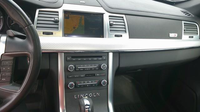 Lincoln MKS 3.5L with EcoBoost AWD 2010