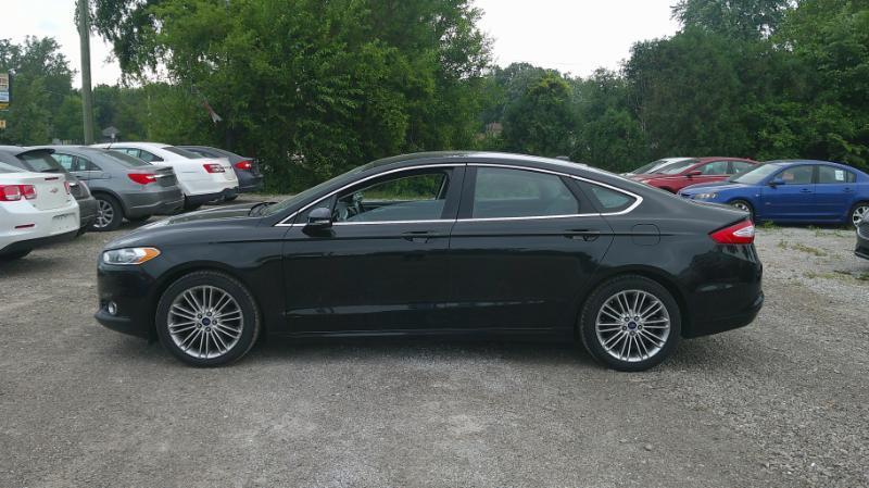 Ford Fusion SE 2015