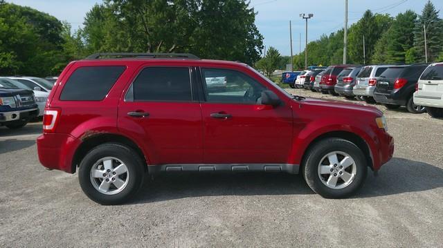 Ford Escape XLT FWD 2011