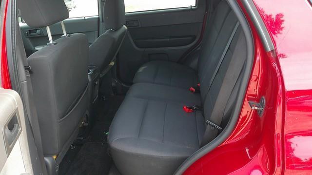Ford Escape XLT FWD 2011